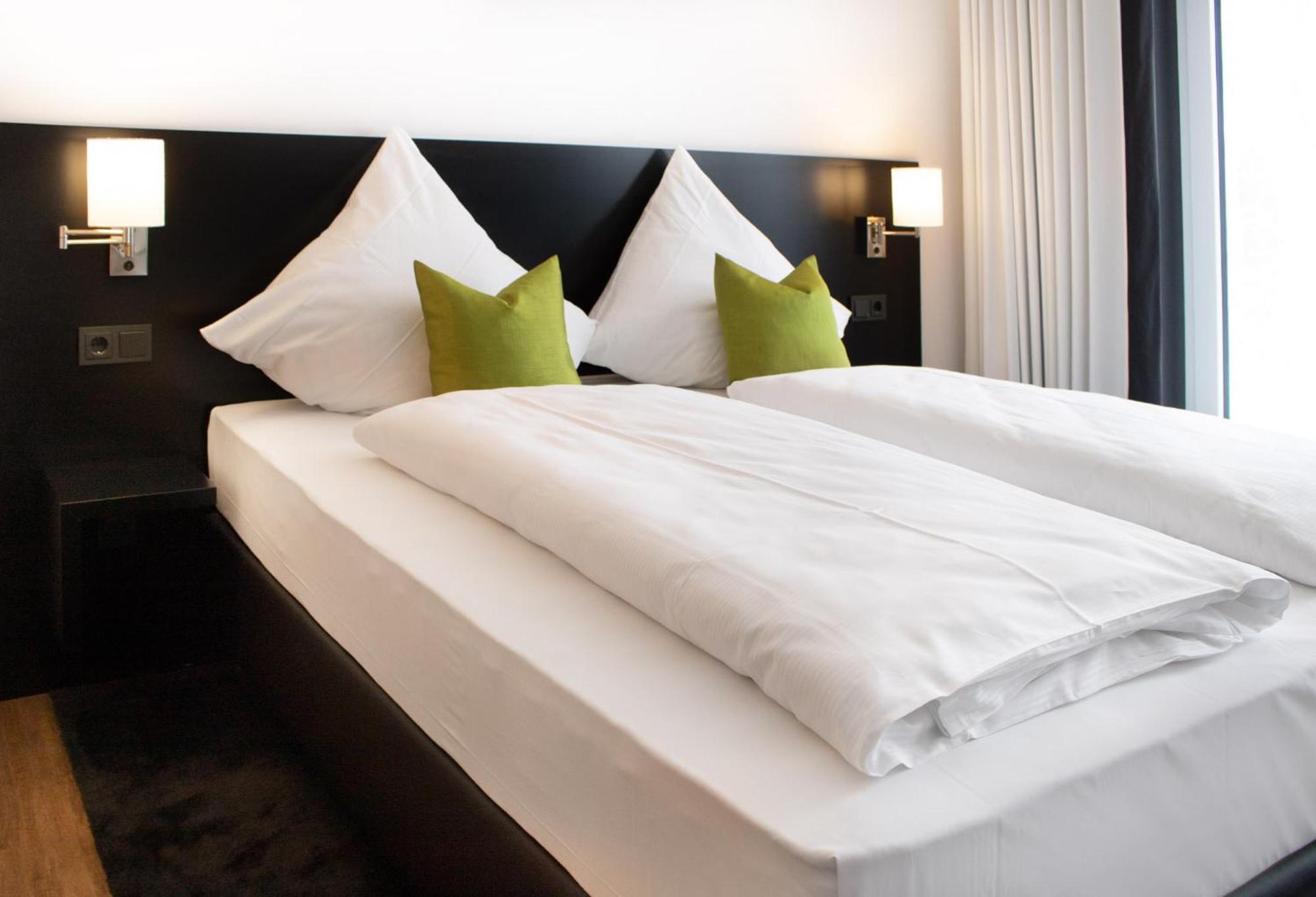 Mwh Hotel By Wmm Hotels Wiesentheid ภายนอก รูปภาพ
